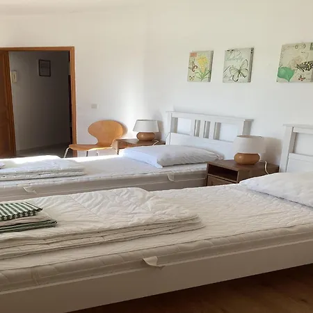 Semesterbostad Charming With Private Pool Prades-sur-Vernazobre